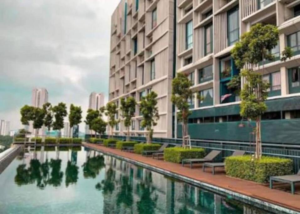 Luxury Stay-Tamarind Suite Cyber Cyberjaya Exterior foto